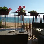 Dom wakacyjny House Mizzica Che Mare!