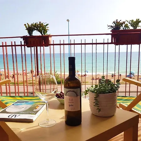 House Mizzica Che Mare! Holiday home *