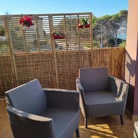 House Mizzica Che Mare! Дом отдыха Агридженто